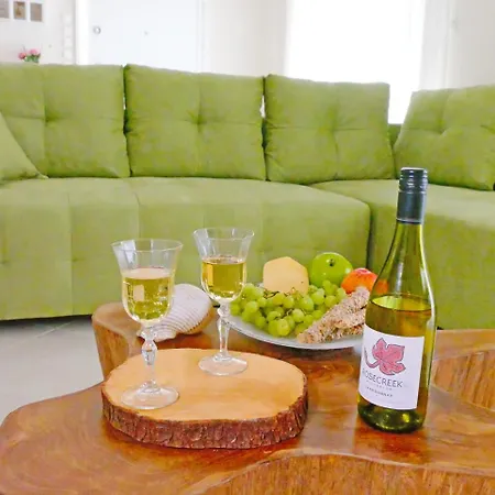 Villa Vista Al Mar By Luxlikehome Paliouri