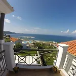 Vista Al Mar By Luxlikehome Vilă